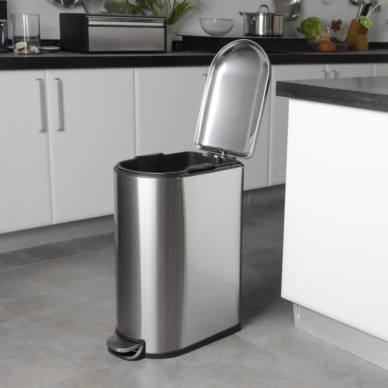 Poubelle cuisine étroite à pédale en acier 40L FULLER en inox brossé design