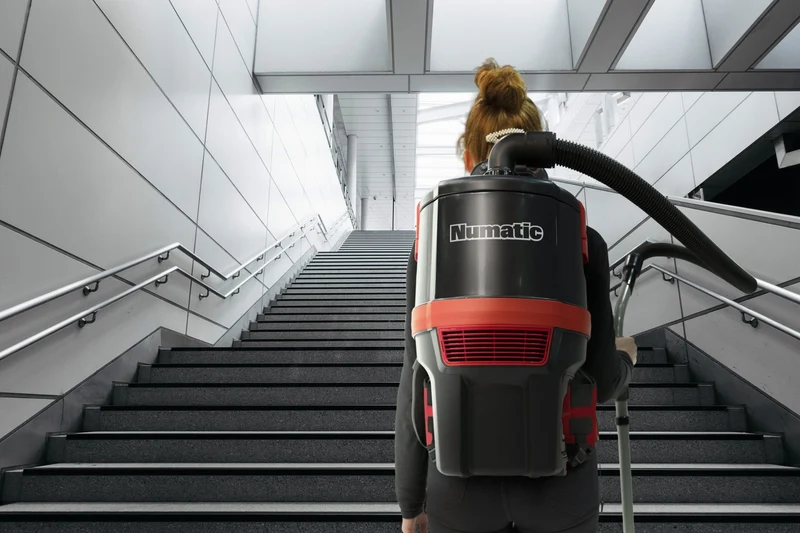 Aspirateur dorsal à batterie Numatic RSB 150NX (3L)