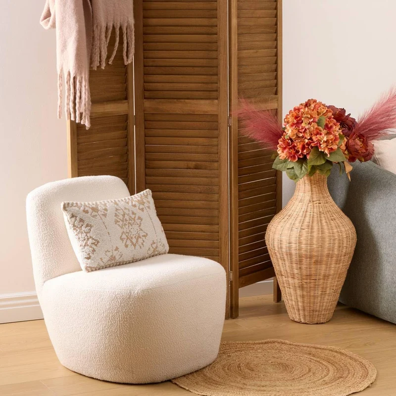 Atmosphera - Fauteuil Leone Blanc - Tissu Bouclé, Design Courbé, L 64 x P 71 x H 68 cm - pour Salon, Bureau, Chambre