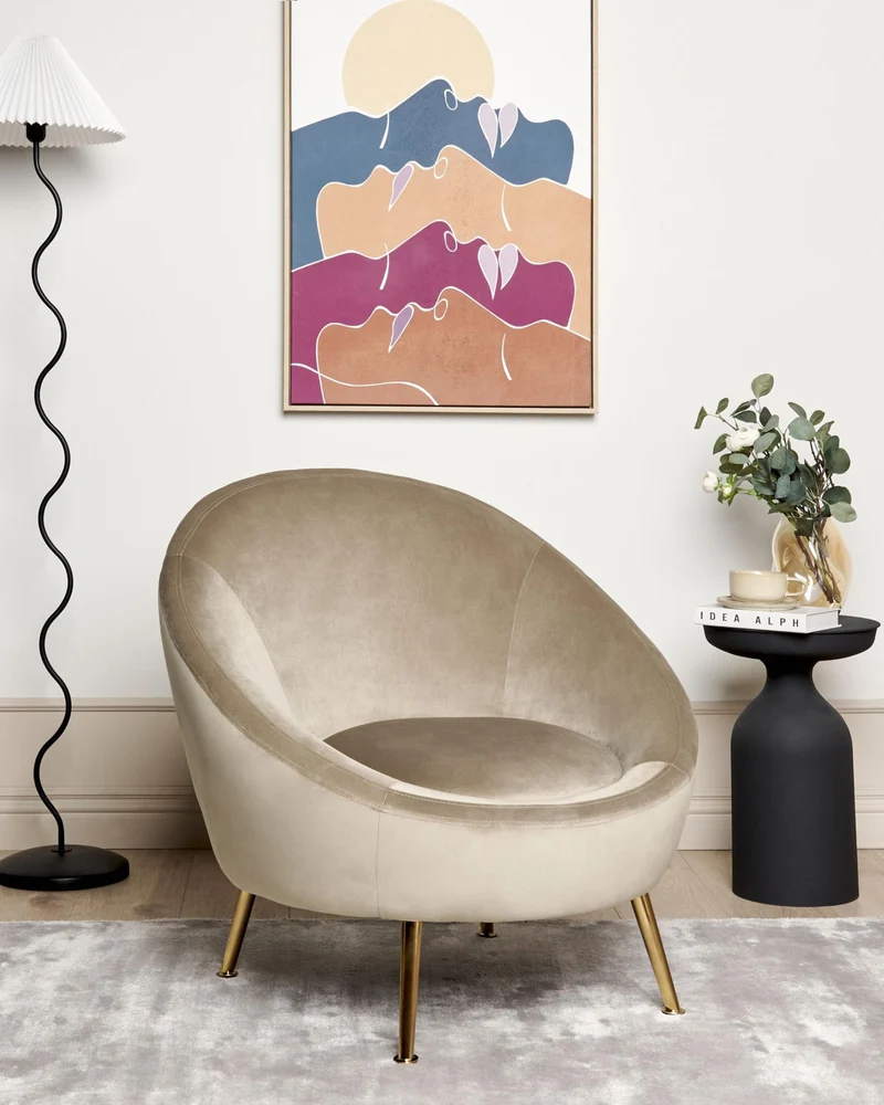 Beliani Fauteuil en Velours Taupe et Métal Forme Ronde Rembourré en Mousse Style Elégant Langa