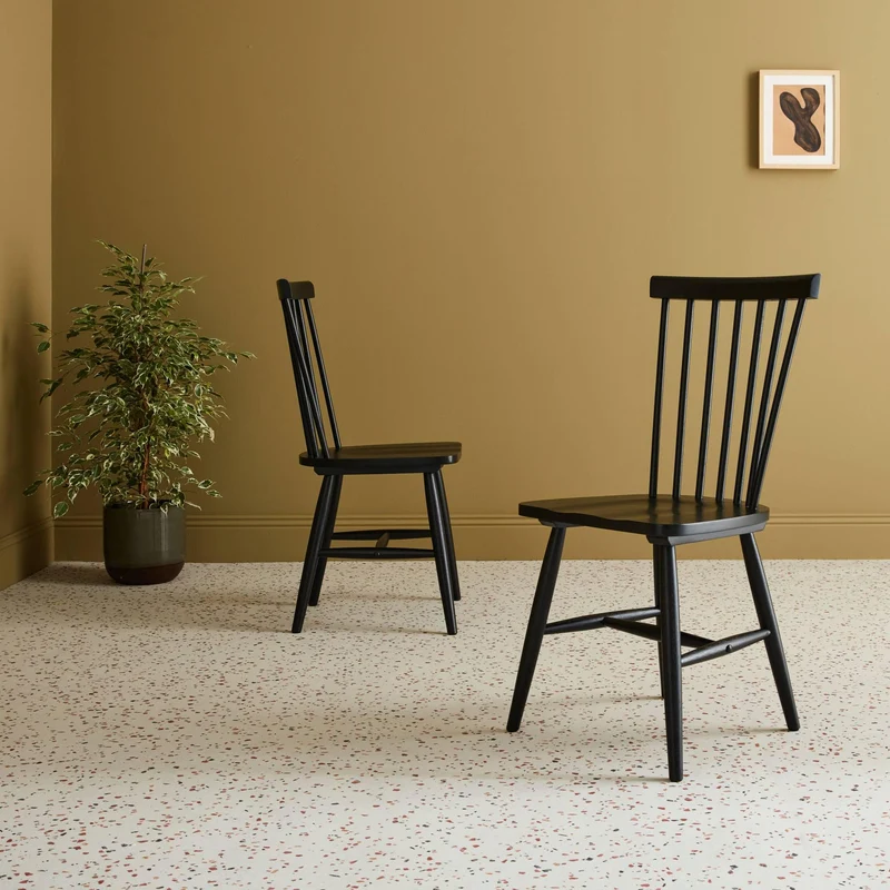 Alice's Home - Lot de 2 chaises Noires à barreaux en Bois d'hévéa. Romie. L 50.8 x P 44.2 x H 90cm