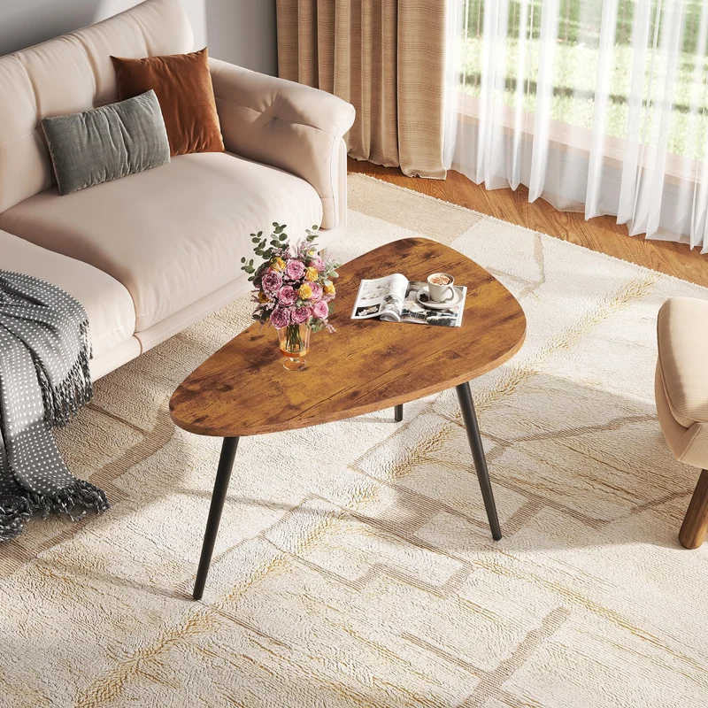 WLIVE Table Basse Salon Triangulaire aux Coins Arrondis - 85x48x46 cm, Porte jusqu'à 25kg, Bois Marron Foncé - Design Moderne et Sécuritaire, Facile à Assembler