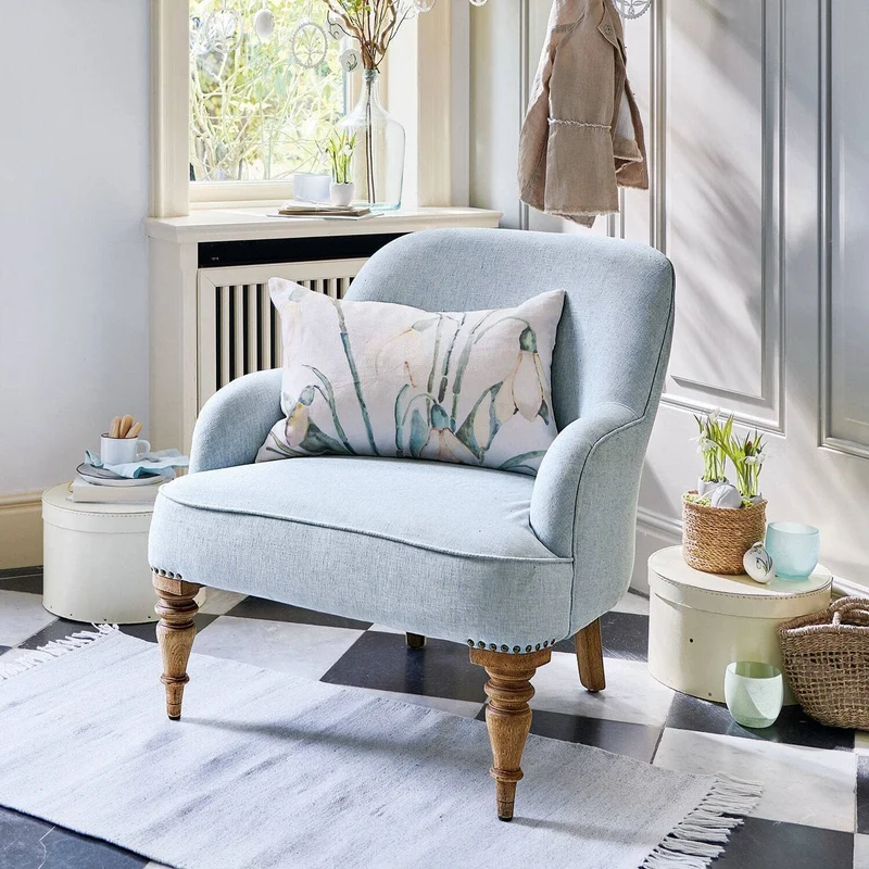 Loberon Fauteuil Ainsley, pieds tournés à la main, rivets sur les pieds, grand confort d'assise, design intemporel, siège, lin, bois de manguier, bleu