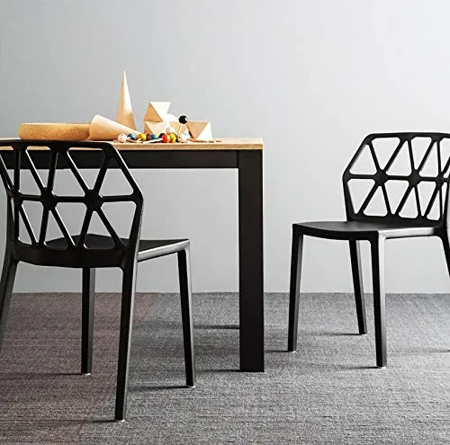 CONNUBIA Chaise modèle ALCHEMIA en polypropylène Lot de 4 pièces – Disponible en 6 couleurs (Noir)