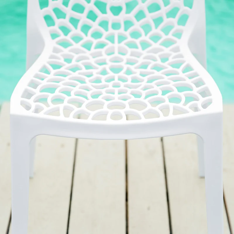 Homestyle4u 2465 Lot de 2 chaises de jardin empilables en plastique Blanc Résistant aux intempéries