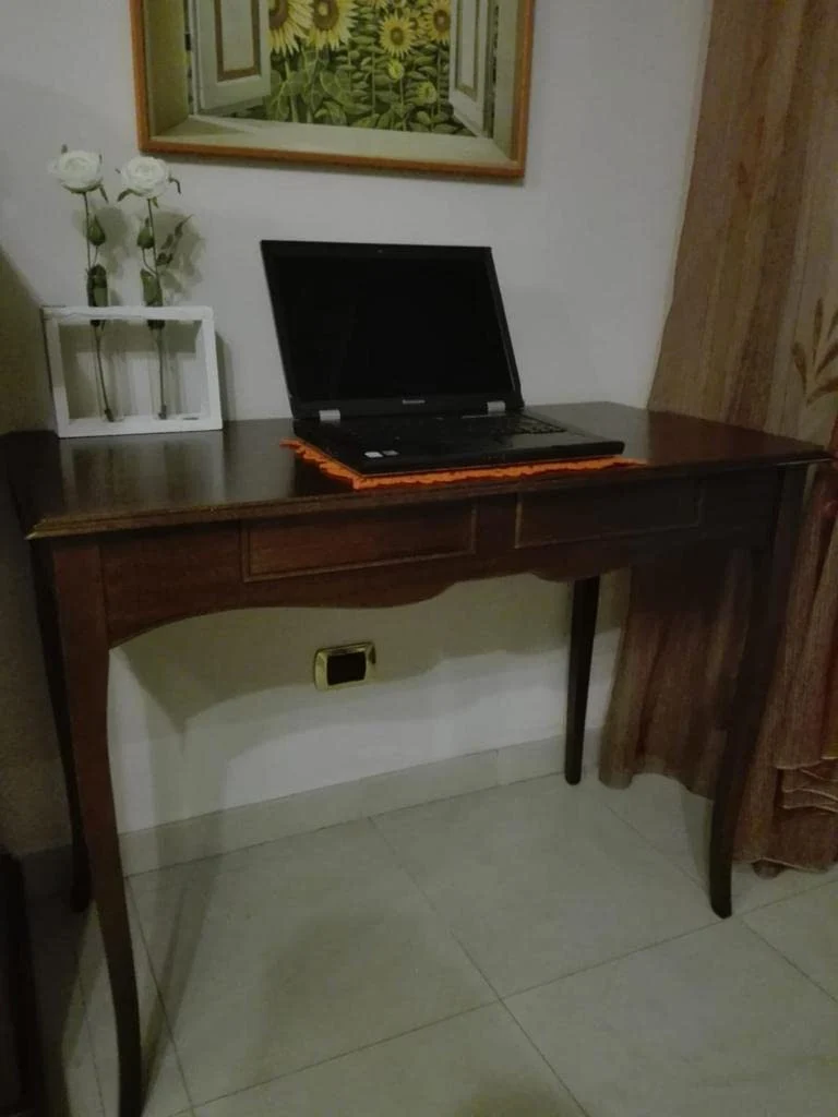 Mar.c.a. Design, Console Meuble, Bureau avec Rangement en Bois, Noyer Foncé - Meuble Secrétaire Bureau Classique - Bureau Informatique avec Tiroirs et Plateau Coulissant 110x56x80H, Meuble Salon