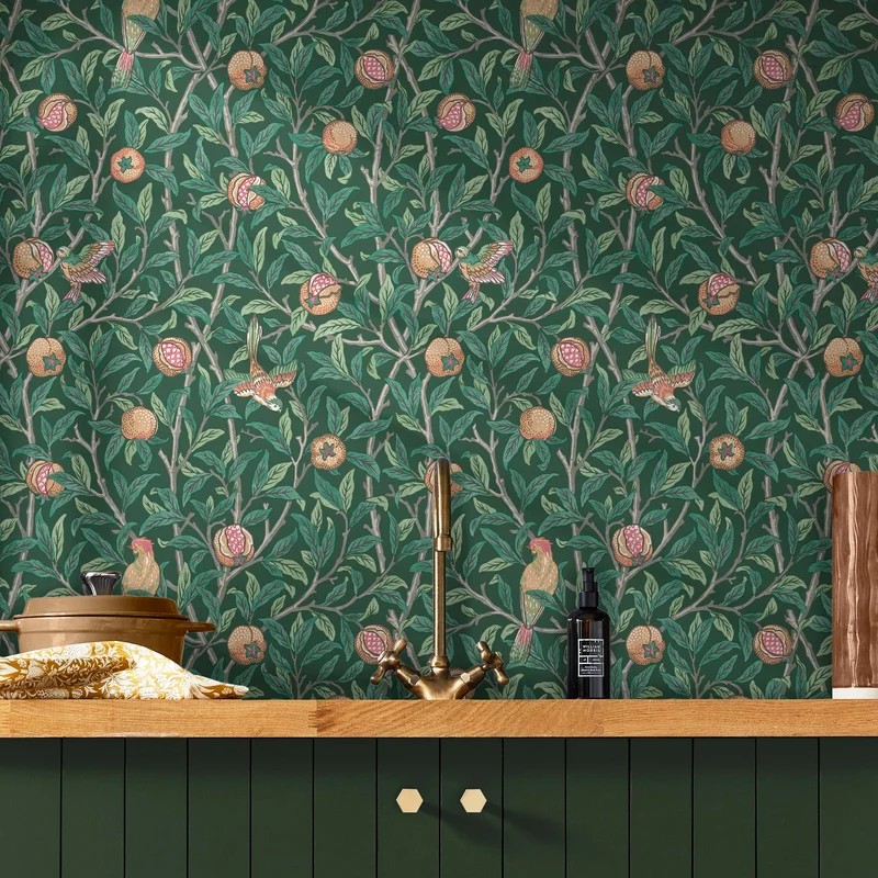 Papier peint intissé William Morris Bird & Pomegranate Deep Green 1005 x 52cm Vert | Revetement Mural, Tapisserie | Facile à poser et à Enlever