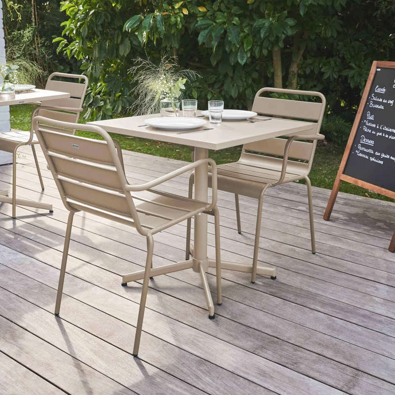 Oviala Palavas - Ensemble Table de Jardin bistrot et 2 fauteuils métal Taupe