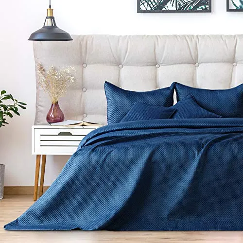 AmeliaHome Couvre-lit 240 x 260 cm Bleu foncé jeté de lit Double Face gaufré Mat Satin Carmen