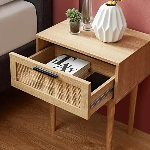 BAÏTA - Table de Chevet Amana Effet chêne et cannage rotin 40cm