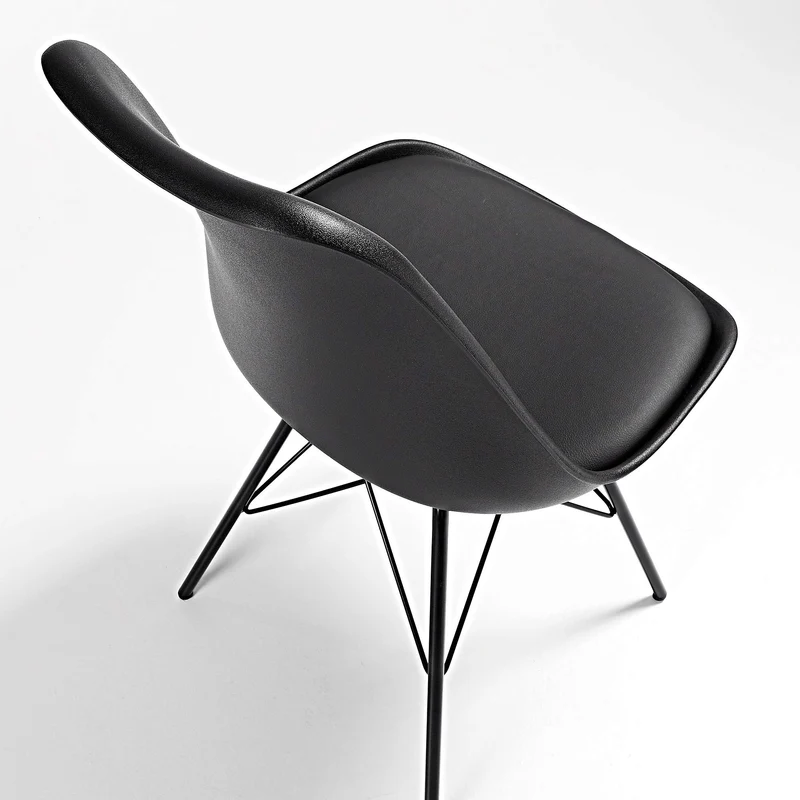 Kave Home - Chaise Ralf en polypropylène avec Pieds en Acier