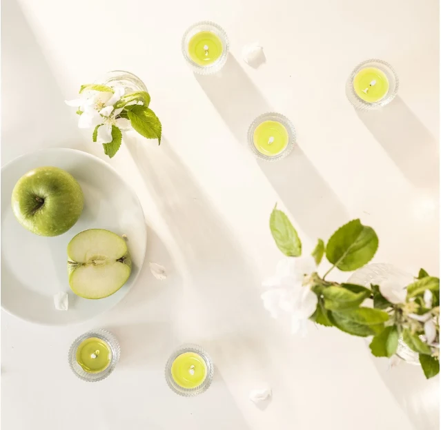 LÖVSKOGSLUND scented tealight, light green, 3.5 hr