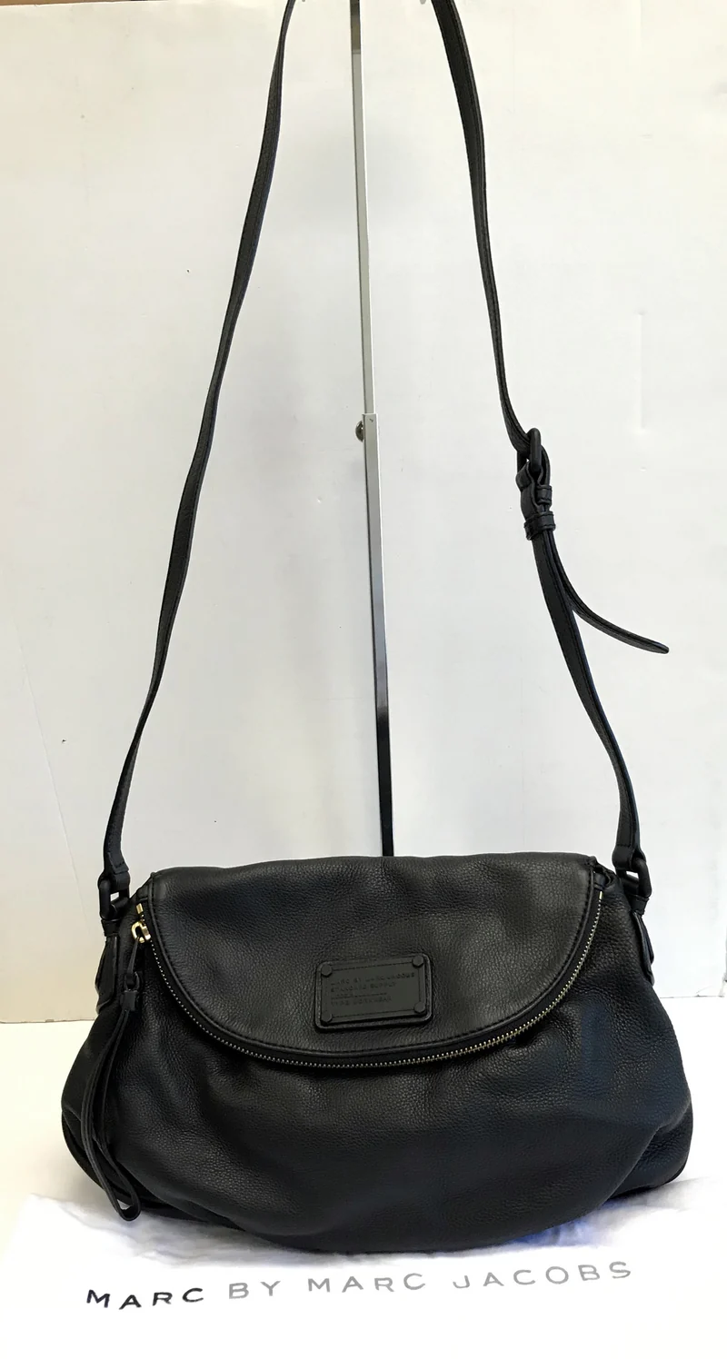 Vintage Marc by Marc Jacobs Black Leather Shoulder Bag with Dust Bag (Like New)