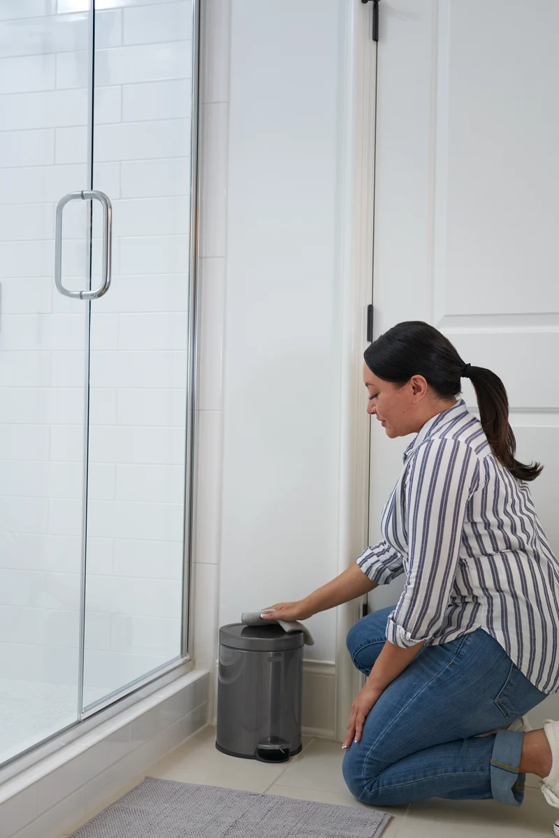 POUBELLE 6L A PEDALE INOX CHARBON