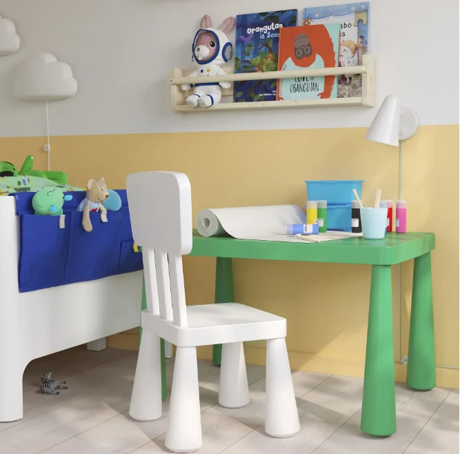 MAMMUT children's table, high-gloss green, 77x55 cm