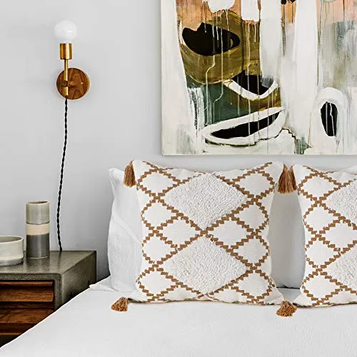 LOMOHOO Housses de Coussin décoratif pour canapé-lit, taies d'oreiller carrées en Coton avec Pompons, Oreiller de Coussin Boho pour Salon, 18 x 18 Pouces café (1pc) (Coffe)