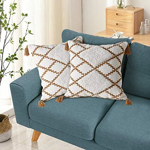 LOMOHOO Housses de Coussin décoratif pour canapé-lit, taies d'oreiller carrées en Coton avec Pompons, Oreiller de Coussin Boho pour Salon, 18 x 18 Pouces café (1pc) (Coffe)