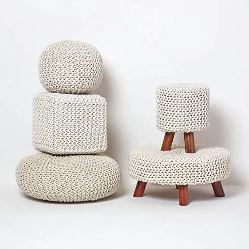 HOMESCAPES Pouf carré tressé en Tricot, Pouf Cube Coloris Blanc cassé, 35x35x35 cm