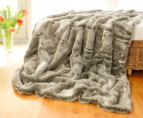 Wohnen & Accessoires Couverture en Fourrure, Fausse Fourrure Couverture Loup Gris avec Fourrure Gris/Beige ou Oreiller (Couverture 220x240cm)