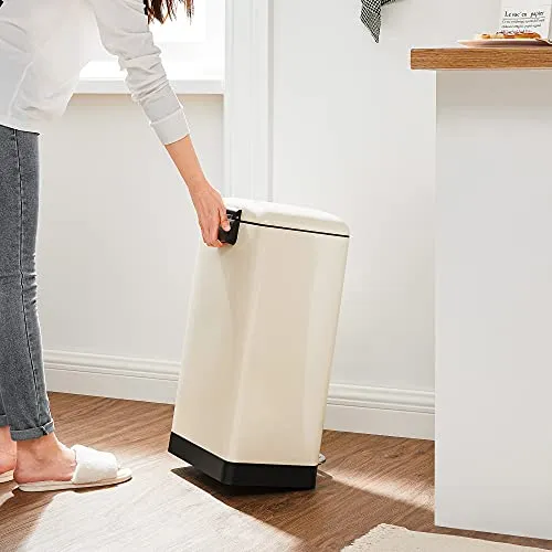 SONGMICS Poubelle 30L, avec pédale en Acier, Seau intérieur et Couvercle, poignée, Fermeture discrète, hermétique, pour Cuisine, Salon, Blanc Cassée LTB001A01