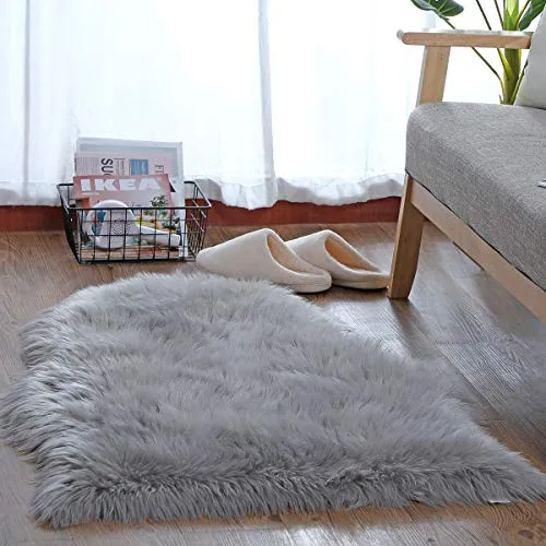 YIHAIC Peau de Mouton synthétique,Cozy Sensation comme véritable Laine Tapis en Fourrure synthétique, Man-Made Luxe Laine Tapis de Canapé Coussin (Gris, 75 x 120 cm)