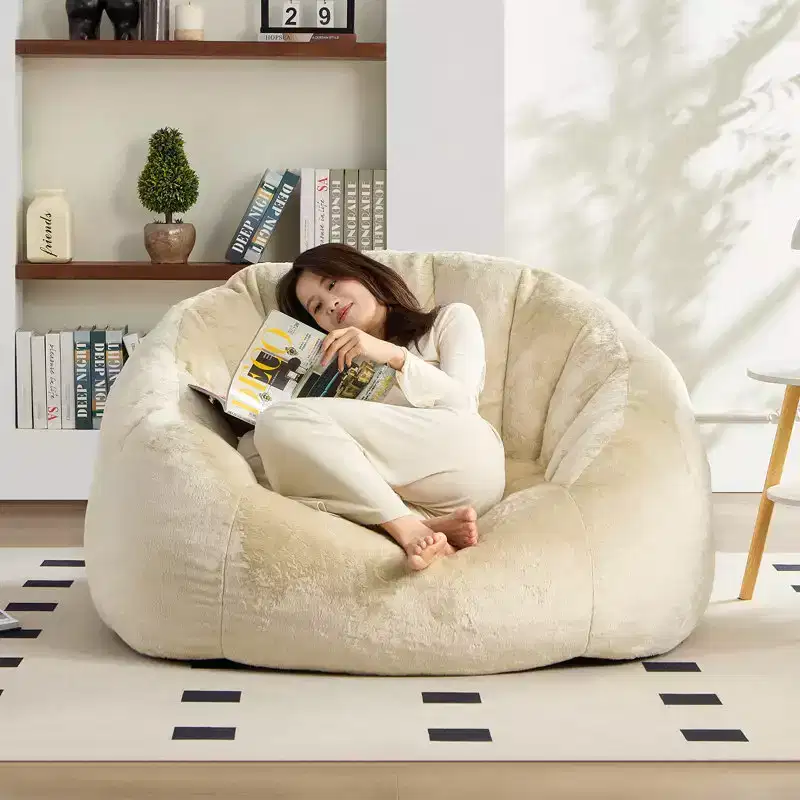 Fauteuil géant poire en fausse fourrure