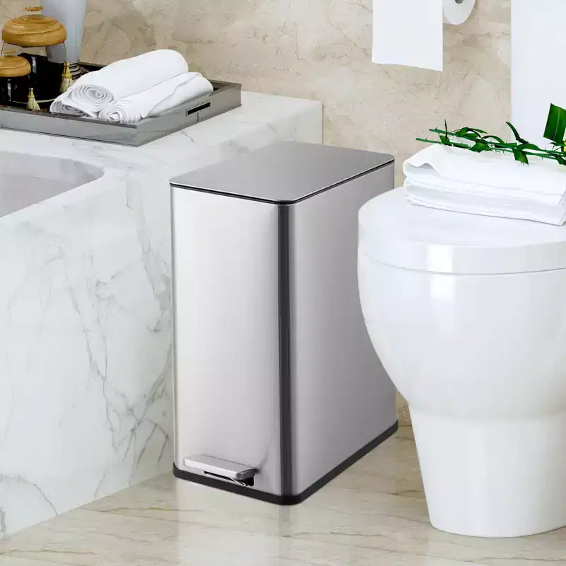 Poubelle à pédale Slim Soft-Close 15 L (4 gallons) en acier inoxydable pour l'intérieur