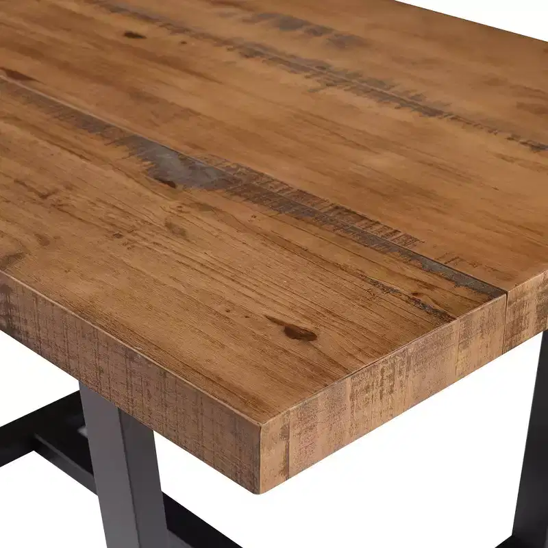 Table de salle à manger moderne en bois massif vieilli et métal, style industriel-fermier