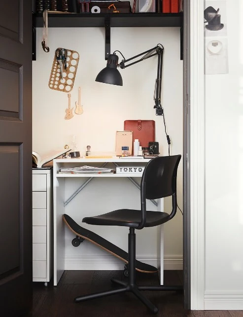 SMALLEN Swivel chair, black