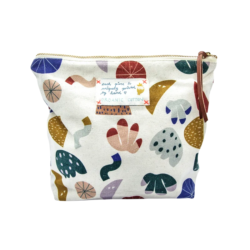 Pouch "World" Big