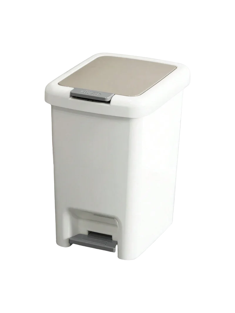 Poubelle à pédale rectangulaire blanche compacte et pratique