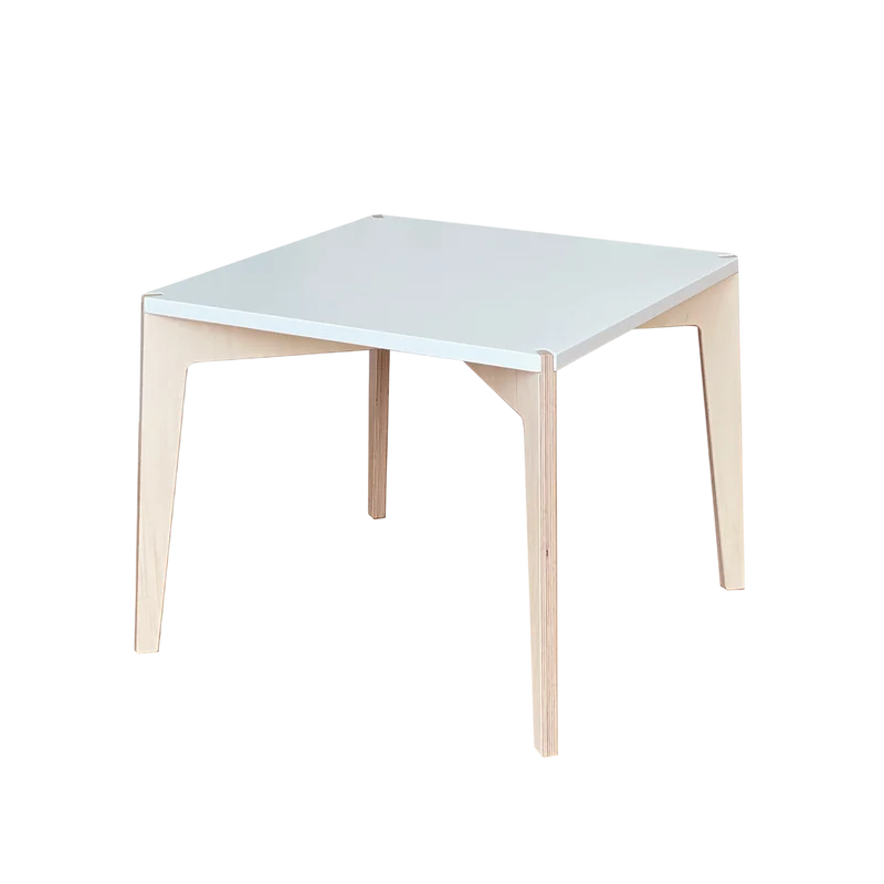 Spieltisch quadratisch