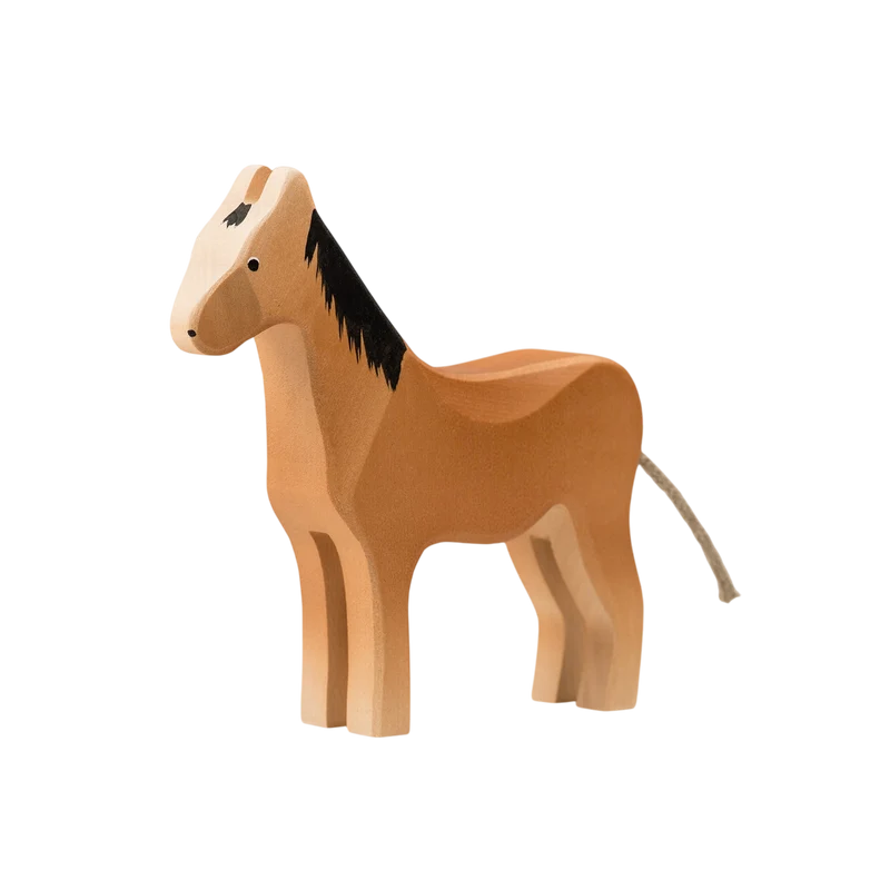 Trauffer Pferd stehend gross
