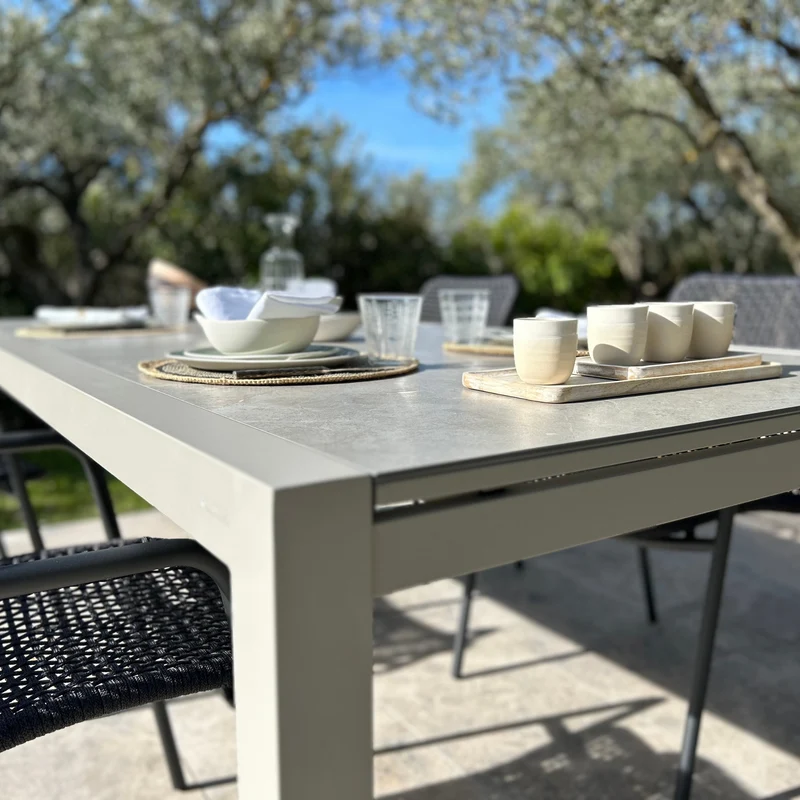Table extérieur Ceralu