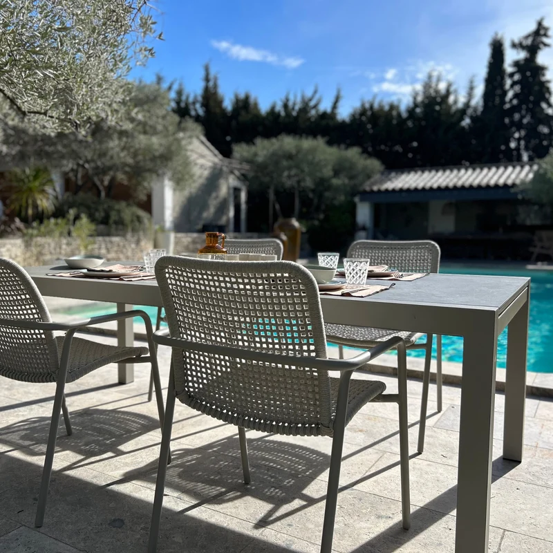 Table extérieur Ceralu